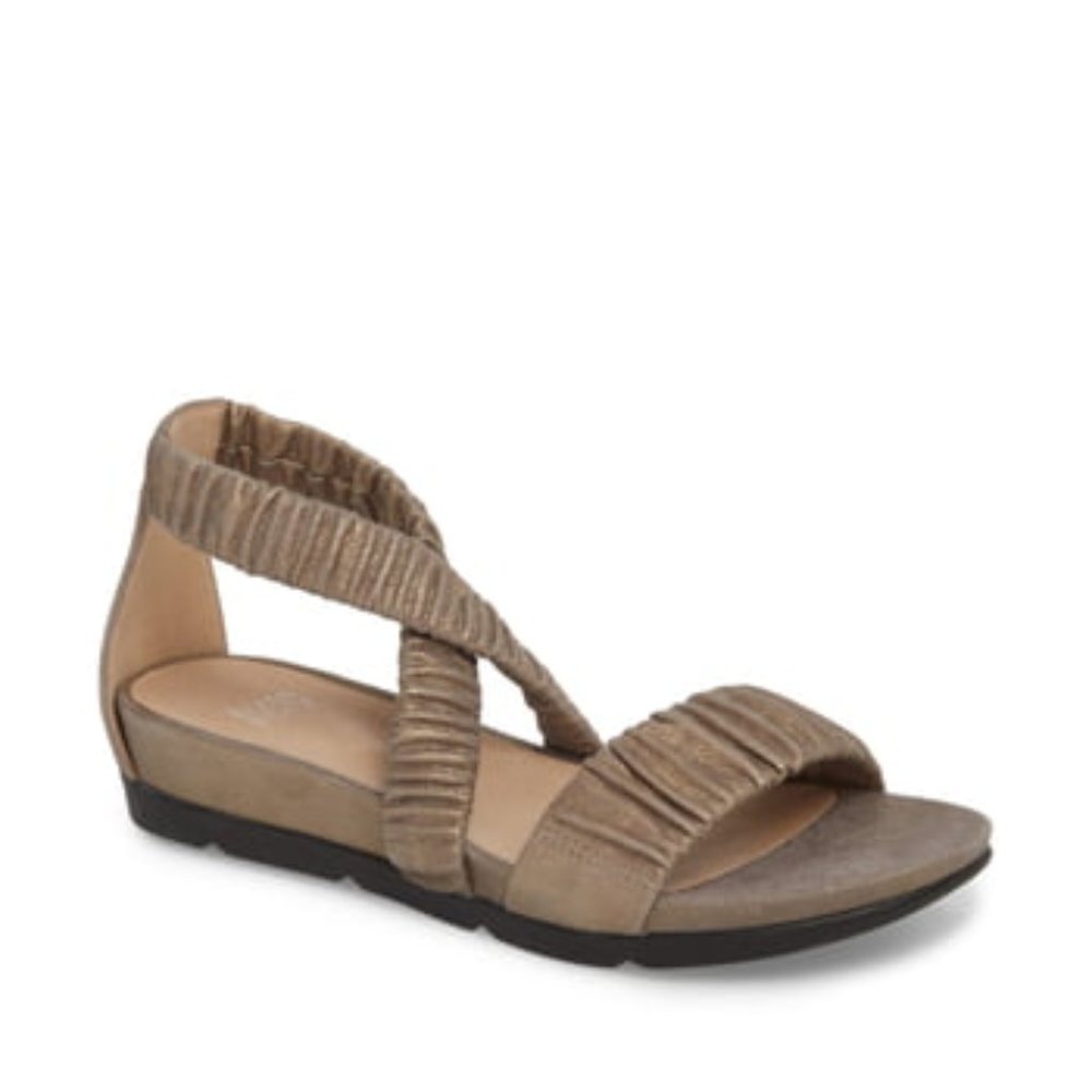 Eileen Fisher Dylan sandal
